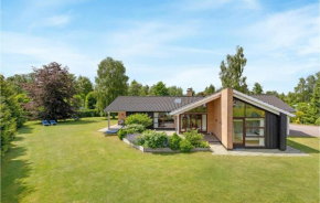 Amazing Home In Væggerløse With Indoor Swimming Pool Bogø By